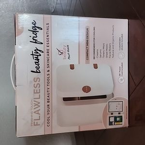 FLAWLESS BEAUTY FRIDGE